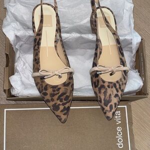 Dolce Vita NWT Leopard Print Slingback Flats in Tan and Black